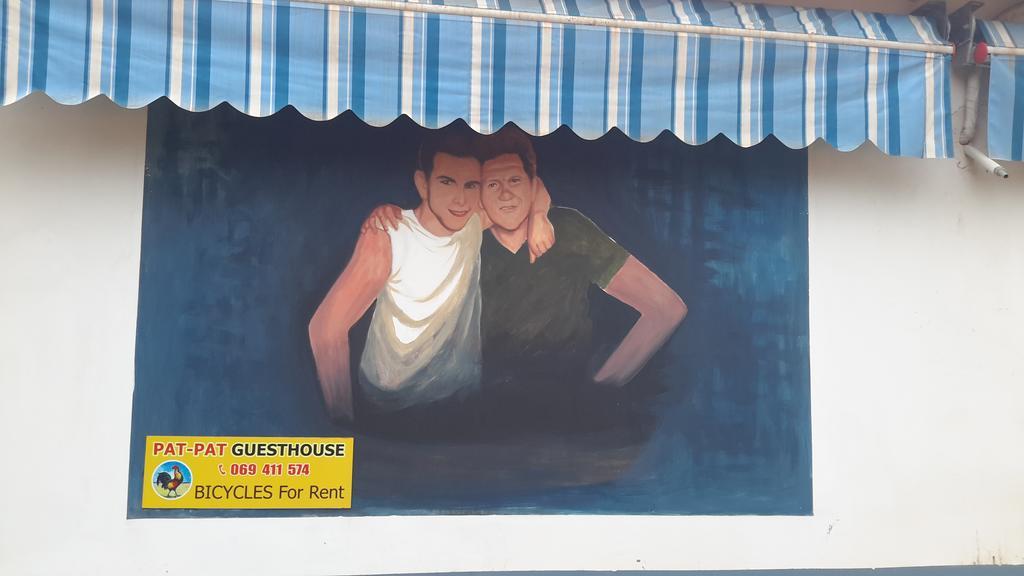 Pat Pat Guesthouse Sihanoukville Luaran gambar