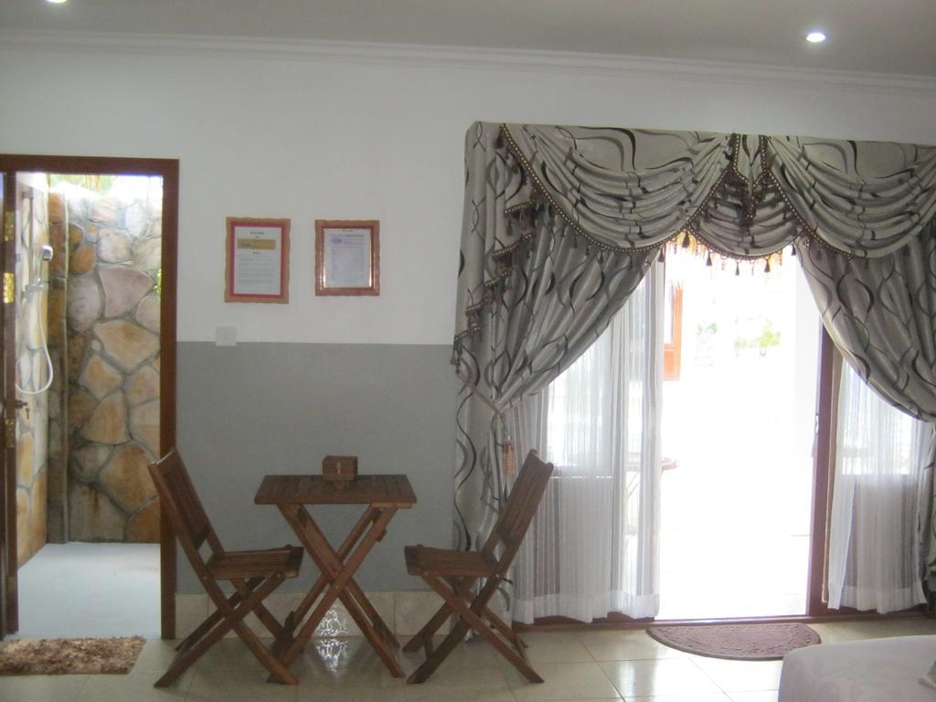 Pat Pat Guesthouse Sihanoukville Bilik gambar