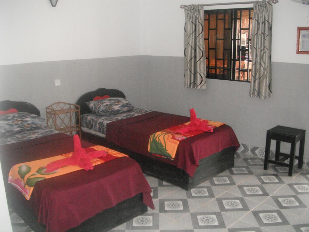 Pat Pat Guesthouse Sihanoukville Luaran gambar