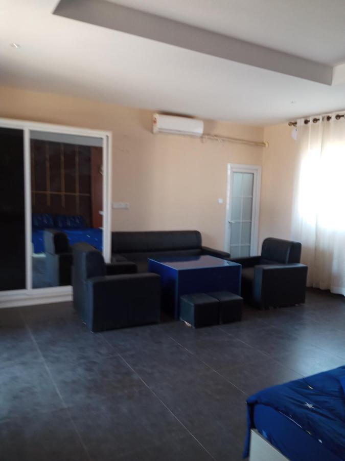 Pat Pat Guesthouse Sihanoukville Luaran gambar