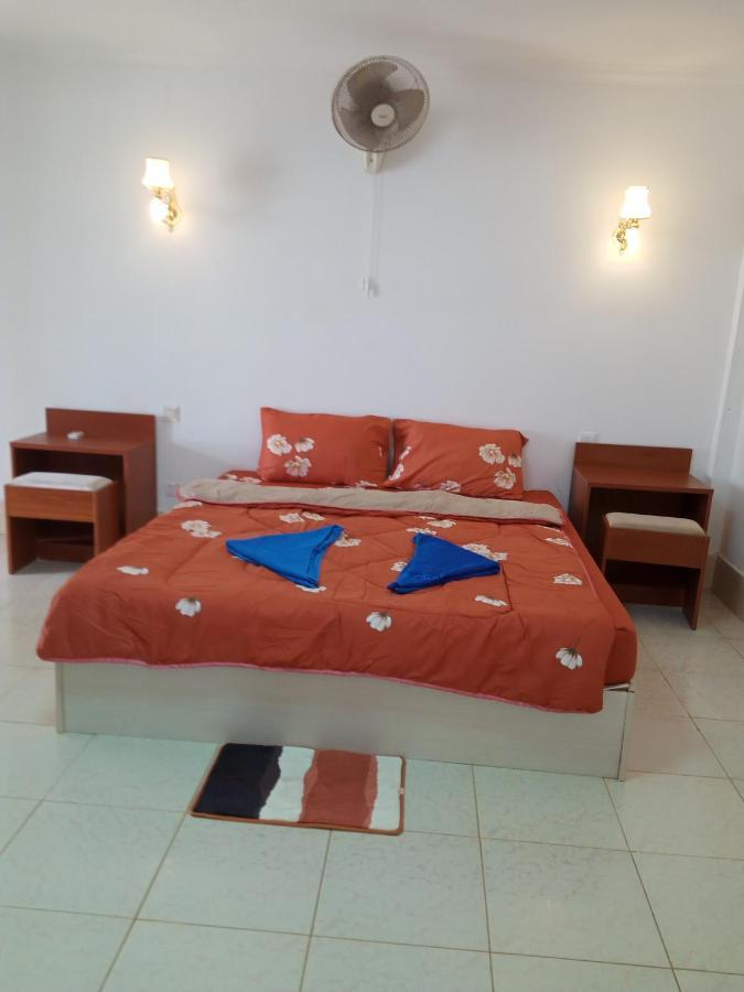 Pat Pat Guesthouse Sihanoukville Luaran gambar
